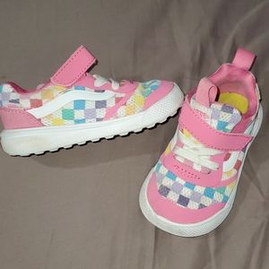 Toddler size 6 Vans Ultrarange shoes